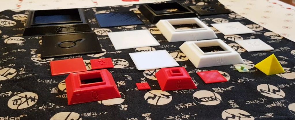 Pyramide J, comme &quot;Jeu&quot;